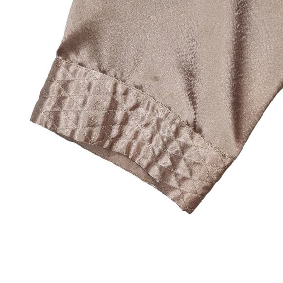 VTG ADONNA ROBE WOMEN SM HOUSE COAT QUILTED CROCHET GRANNYCORE GOLD WEDDING - Picture 6 of 7